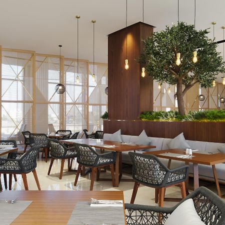 Maani Muscat Hotel & Suites Εξωτερικό φωτογραφία