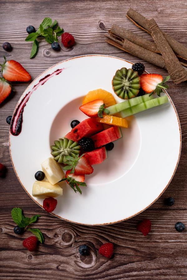 Maani Muscat Hotel & Suites Εξωτερικό φωτογραφία