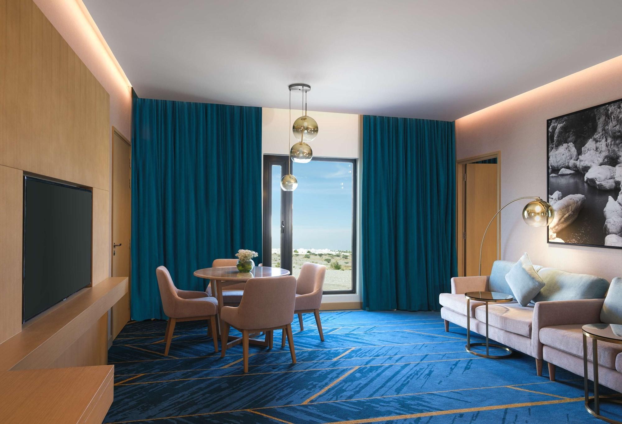 Maani Muscat Hotel & Suites Εξωτερικό φωτογραφία