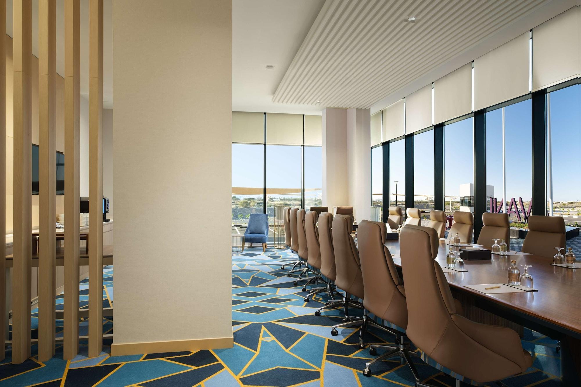 Maani Muscat Hotel & Suites Εξωτερικό φωτογραφία