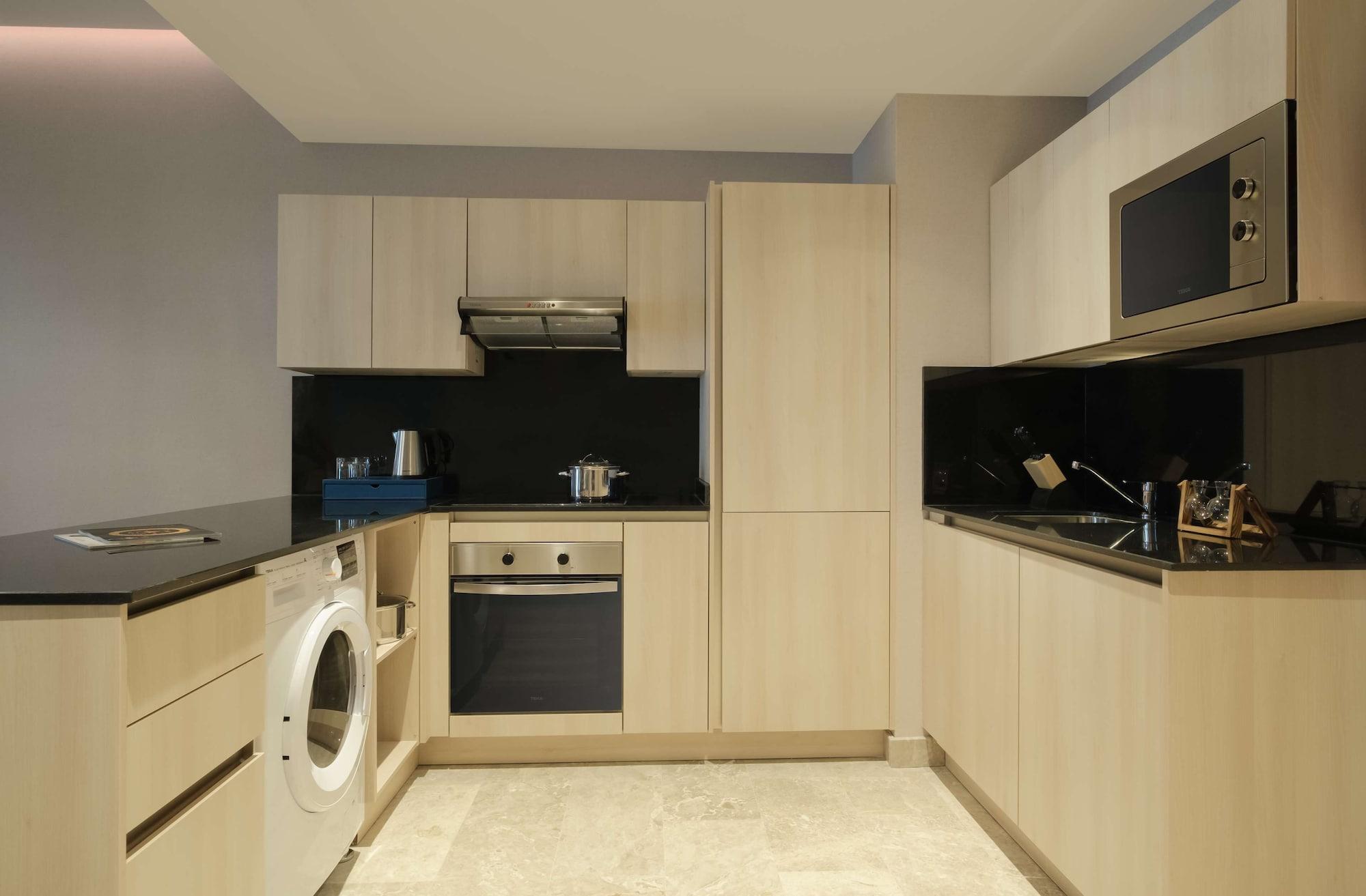 Maani Muscat Hotel & Suites Εξωτερικό φωτογραφία