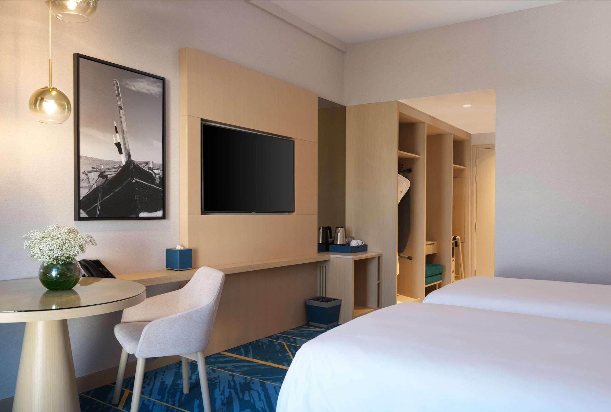 Maani Muscat Hotel & Suites Εξωτερικό φωτογραφία