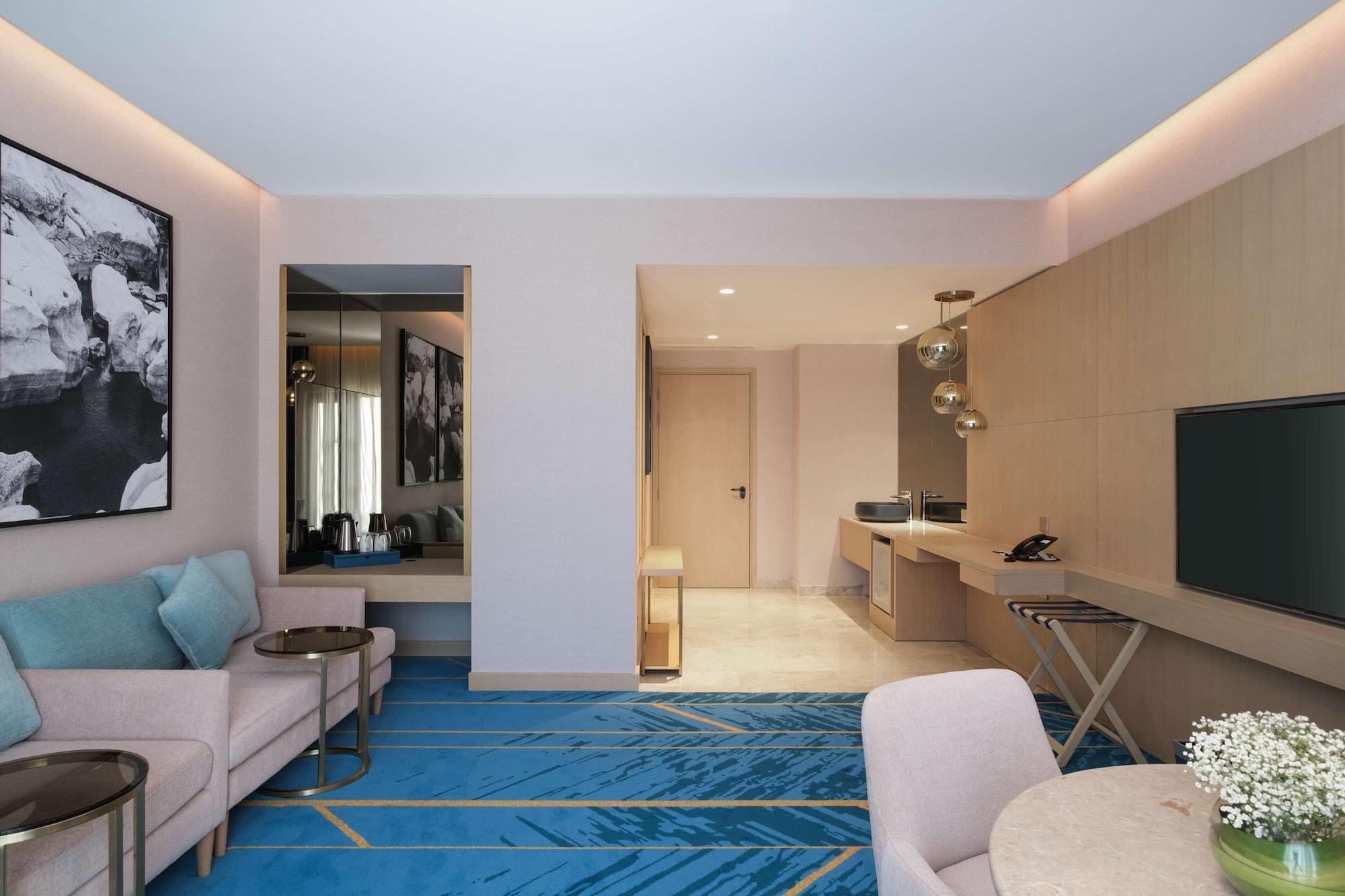 Maani Muscat Hotel & Suites Εξωτερικό φωτογραφία
