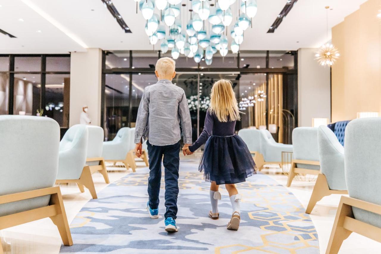 Maani Muscat Hotel & Suites Εξωτερικό φωτογραφία
