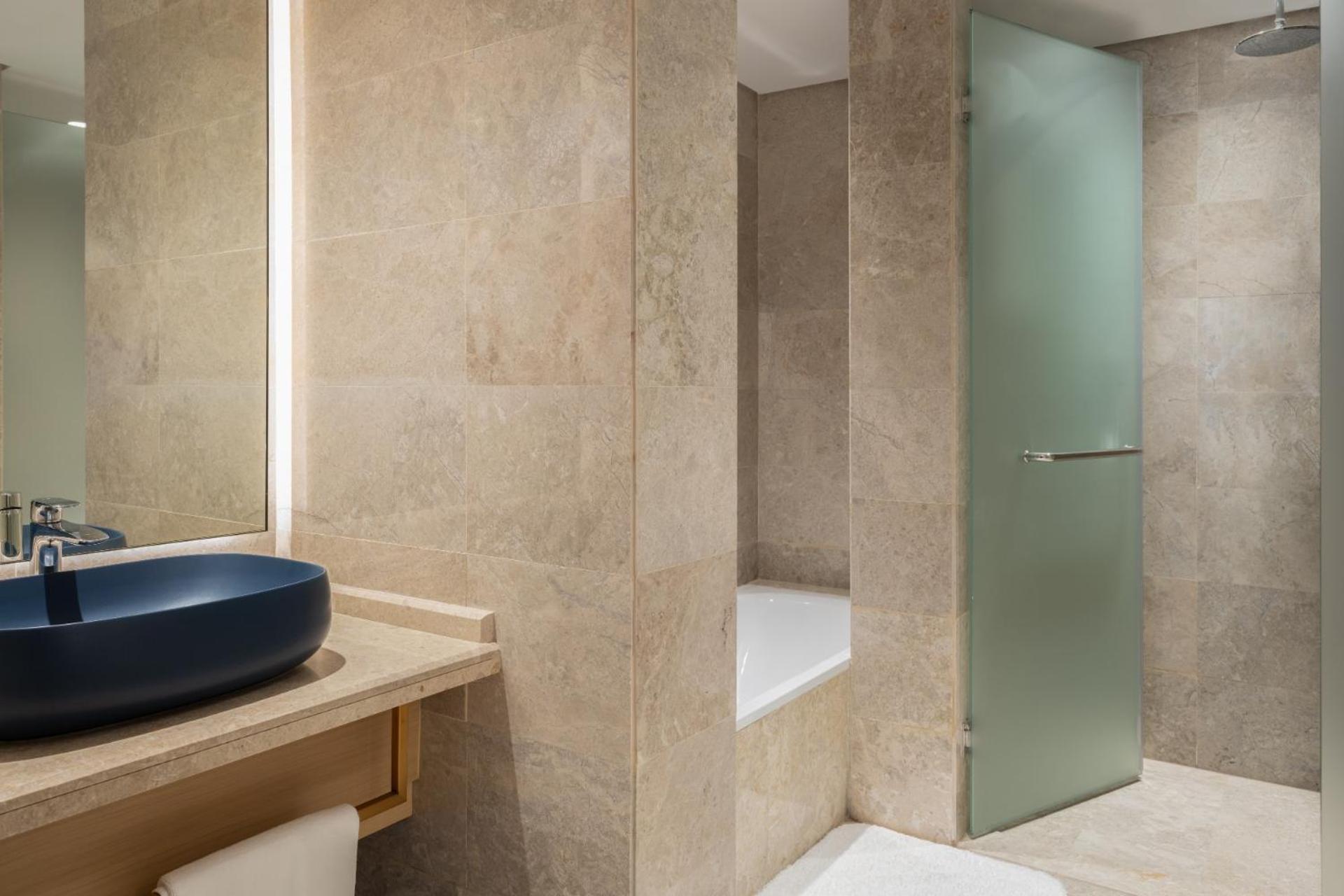 Maani Muscat Hotel & Suites Δωμάτιο φωτογραφία